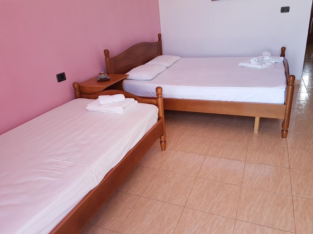 Vila Melpo Apartments Ilias Exteriör bild